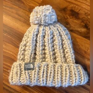 The North Face Women’s Cream Wool Chunky Cable Knit Winter Hat Cap Pom Pom O/S